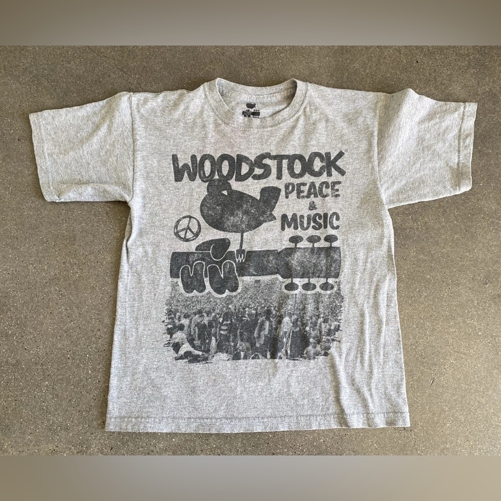Woodstock Gray Short Sleeve Kids Tee